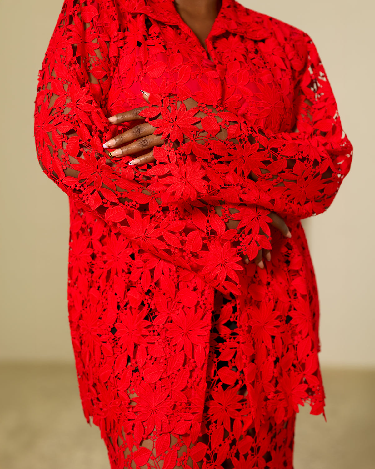 The Jade set floral lace in bright red